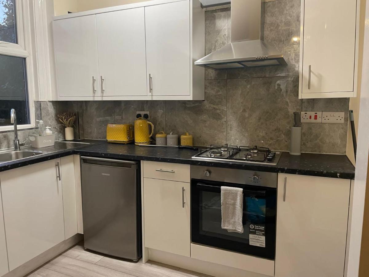 St House - Sleeps 8! Leeds (West Yorkshire)